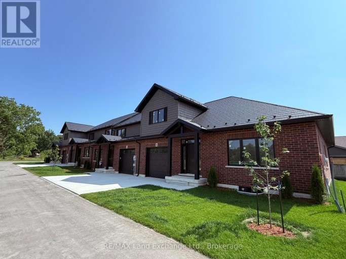 UNIT 2 - 8 GOLF LINKS ROAD, Kincardine, Ontario, N2Z0G1