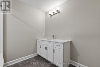 UNIT 4 - 8 GOLF LINKS ROAD Kincardine Ontario photo 22