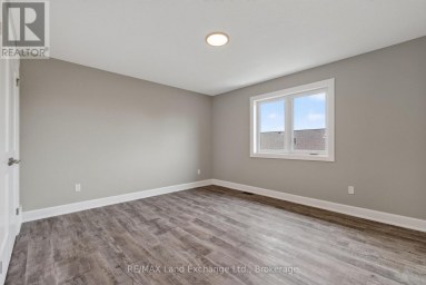 UNIT 4 - 8 GOLF LINKS ROAD Kincardine Ontario photo 23