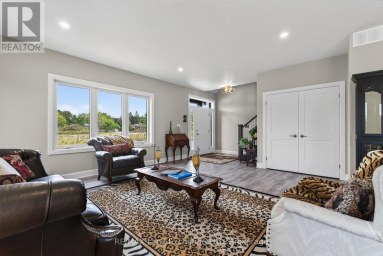 UNIT 4 - 8 GOLF LINKS ROAD Kincardine Ontario photo 6