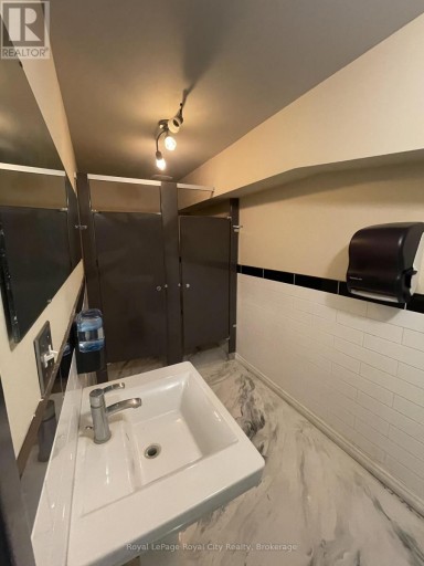 107-109 WYNDHAM STREET N, Guelph (Downtown), Ontario, N1H4E9