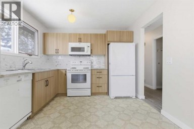32 Fonda Mews SE Calgary Alberta photo 10