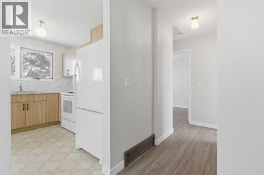 32 Fonda Mews SE Calgary Alberta photo 14