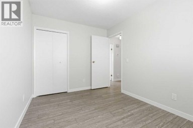 32 Fonda Mews SE Calgary Alberta photo 25