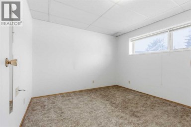 32 Fonda Mews SE Calgary Alberta photo 33