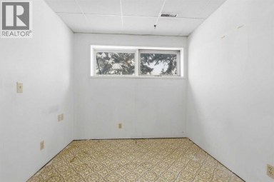 32 Fonda Mews SE Calgary Alberta photo 36