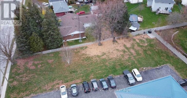 25 YONGE STREET N, Springwater (Elmvale), Ontario, L0L1P0