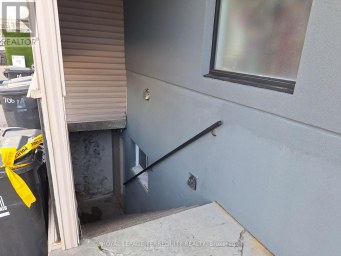 LOWER LEVEL - 706 WILSON AVENUE Toronto (Downsview-Roding-CFB) Ontario photo 2