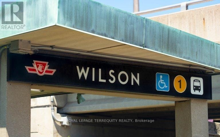 LOWER LEVEL - 706 WILSON AVENUE, Toronto (Downsview-Roding-CFB), Ontario, M3K1E1