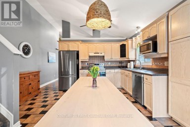 17 COTTONWOOD DRIVE St. Thomas Ontario photo 16