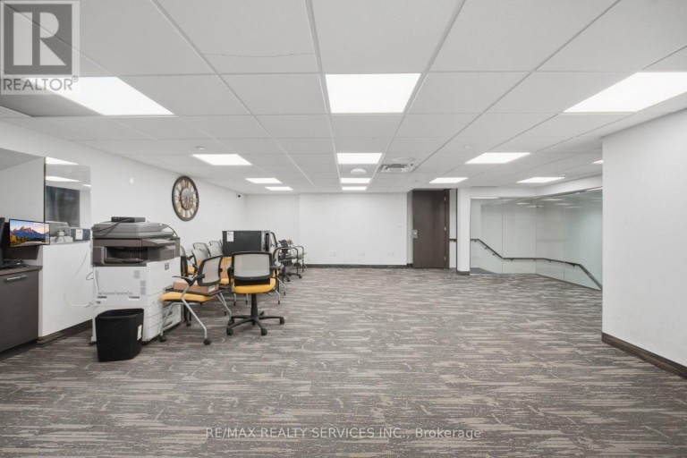 2 - 80 PERTOSA DRIVE, Brampton (Fletcher's Meadow), Ontario, L6X5E9