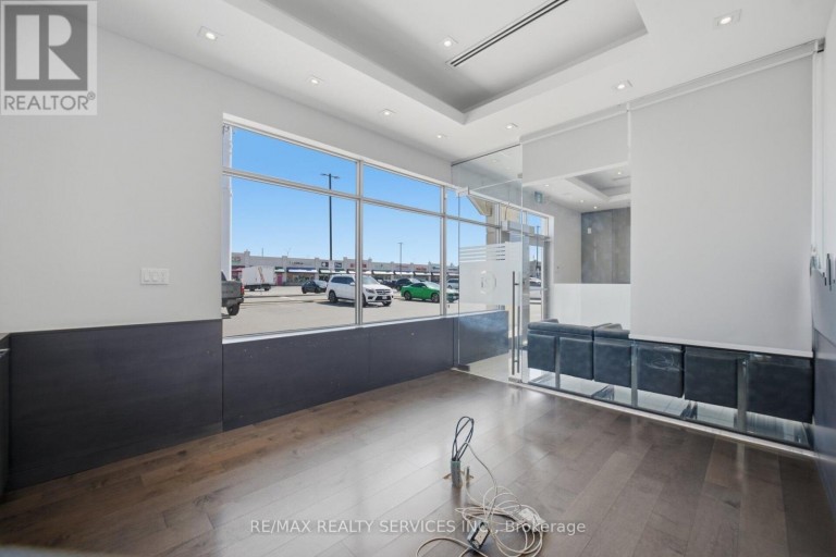 2 - 80 PERTOSA DRIVE, Brampton (Fletcher's Meadow), Ontario, L6X5E9