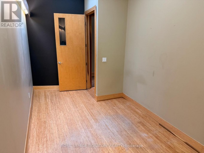 STUDIO #2 - 3-25 SCARSDALE ROAD, Toronto (Banbury-Don Mills), Ontario, M3B2R2