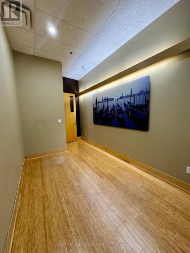 STUDIO #2 - 3-25 SCARSDALE ROAD, Toronto (Banbury-Don Mills), Ontario, M3B2R2