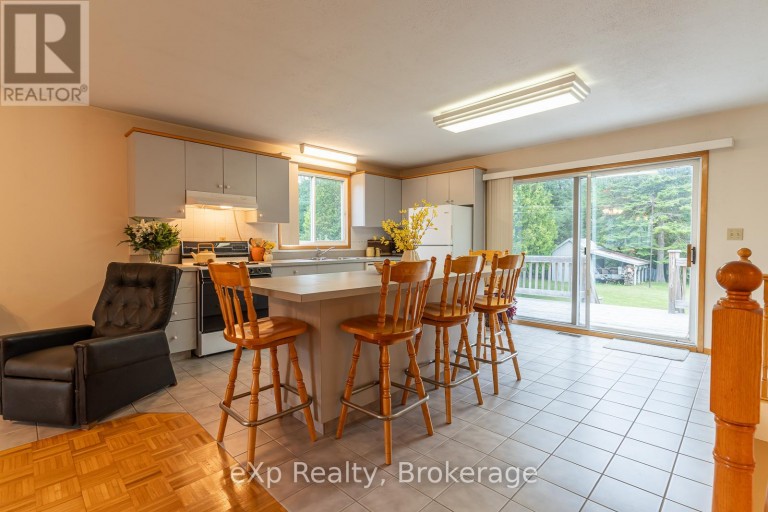 27 BELL DRIVE, Northern Bruce Peninsula, Ontario, N0H2T0