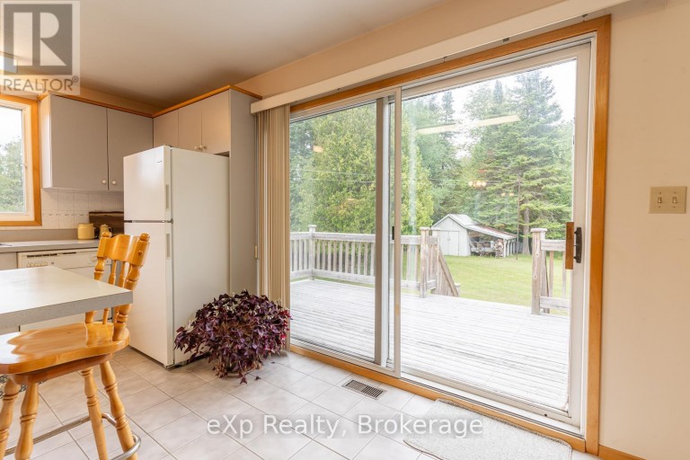 27 BELL DRIVE, Northern Bruce Peninsula, Ontario, N0H2T0