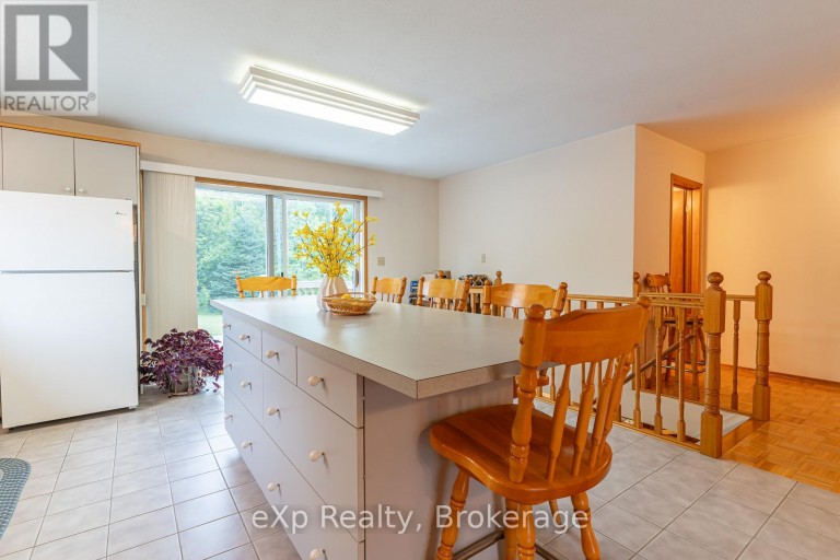 27 BELL DRIVE, Northern Bruce Peninsula, Ontario, N0H2T0