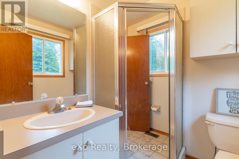 27 BELL DRIVE, Northern Bruce Peninsula, Ontario, N0H2T0