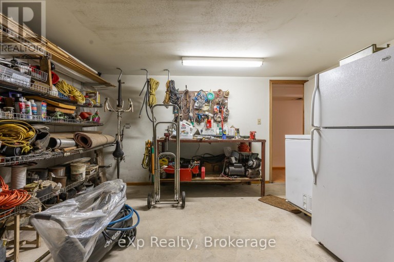 27 BELL DRIVE, Northern Bruce Peninsula, Ontario, N0H2T0