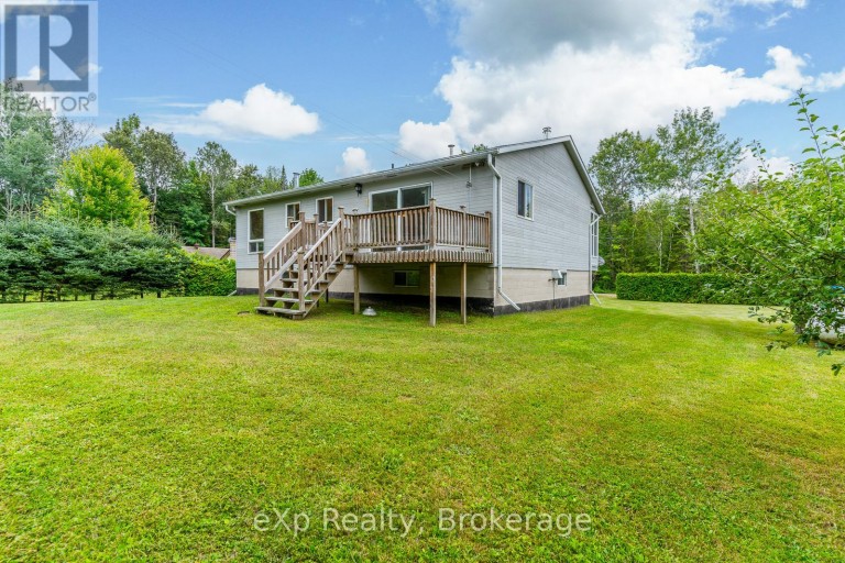 27 BELL DRIVE, Northern Bruce Peninsula, Ontario, N0H2T0