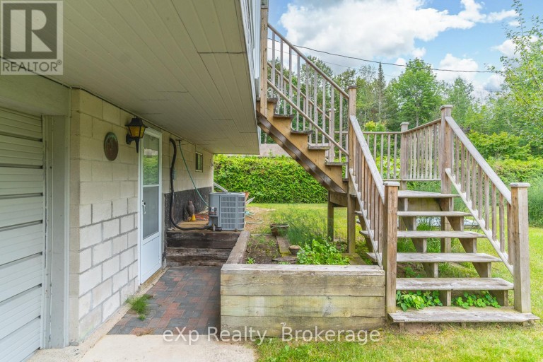 27 BELL DRIVE, Northern Bruce Peninsula, Ontario, N0H2T0
