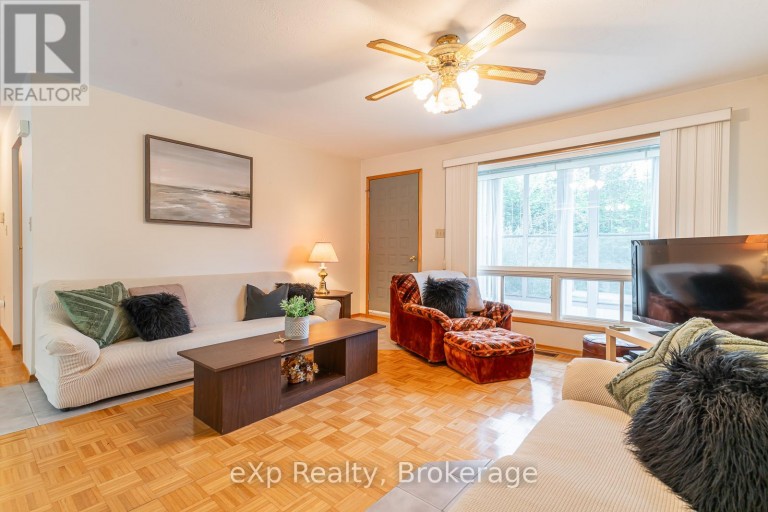 27 BELL DRIVE, Northern Bruce Peninsula, Ontario, N0H2T0