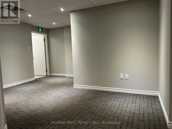 3 - 176 RIVERMEDE ROAD, Vaughan (Concord), Ontario, L4K3M7