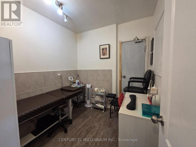 A - 2479 LAKE SHORE BOULEVARD W, Toronto (Mimico), Ontario, M8V1C5