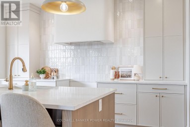 3147 GILLESPIE TRAIL London South (South V) Ontario photo 14