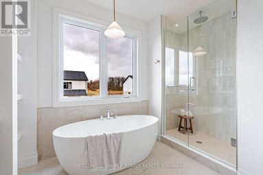 3147 GILLESPIE TRAIL London South (South V) Ontario photo 28