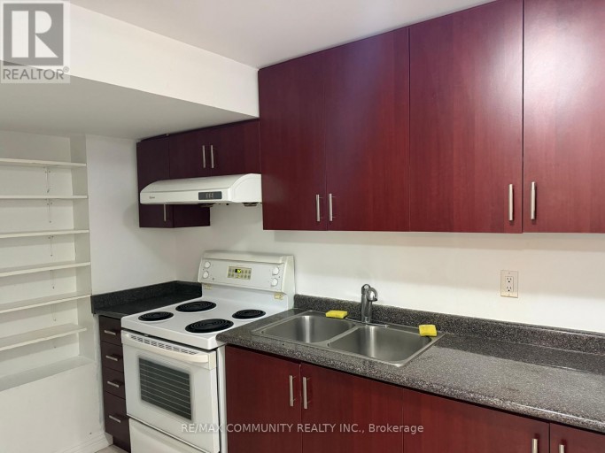 8 TERRY FOX STREET, Markham (Cornell), Ontario, L6B0W1