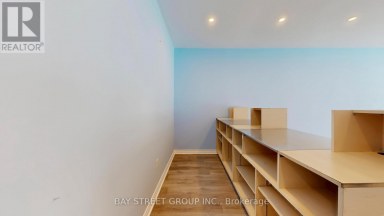 101 - 66 MAPLE AVENUE Barrie (City Centre) Ontario photo 12