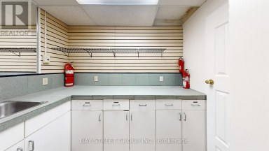 101 - 66 MAPLE AVENUE Barrie (City Centre) Ontario photo 17