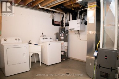 29 HEDGES COURT St. Thomas Ontario photo 16