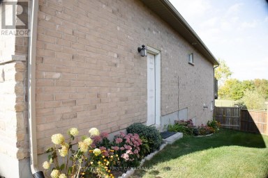 29 HEDGES COURT St. Thomas Ontario photo 23