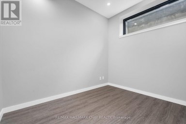 163 MARY STREET Orillia Ontario photo 2