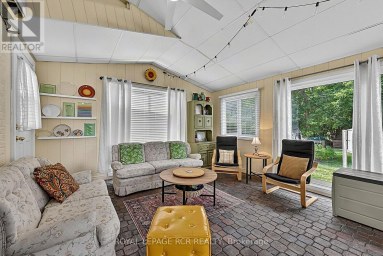 1049 ELGIN STREET Newmarket (Huron Heights-Leslie Valley) Ontario photo 26