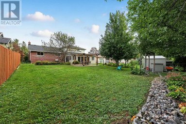 1049 ELGIN STREET Newmarket (Huron Heights-Leslie Valley) Ontario photo 37