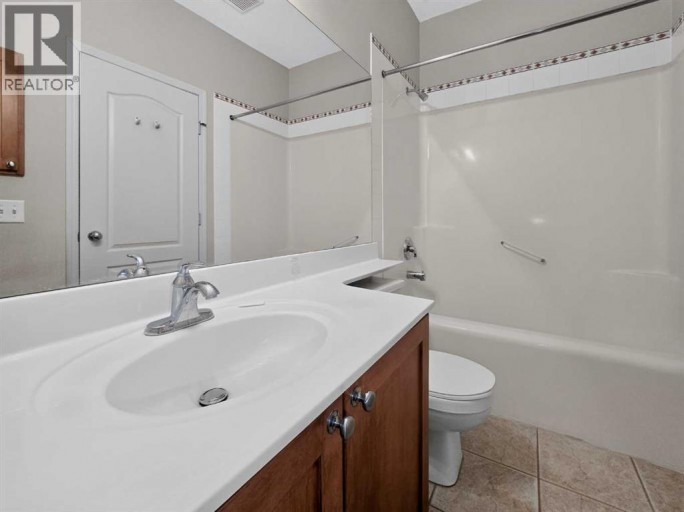 209, 333 Riverfront Avenue SE, Calgary, Alberta, T2G5R1