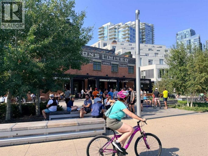 209, 333 Riverfront Avenue SE, Calgary, Alberta, T2G5R1