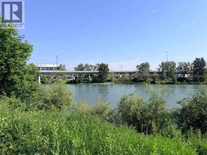 209, 333 Riverfront Avenue SE, Calgary, Alberta, T2G5R1