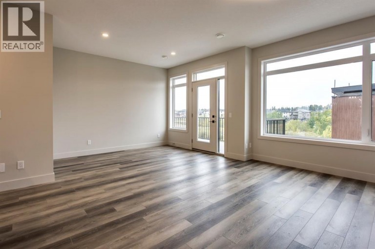 259 Royal Elm Road NW, Calgary, Alberta, T3G0G8