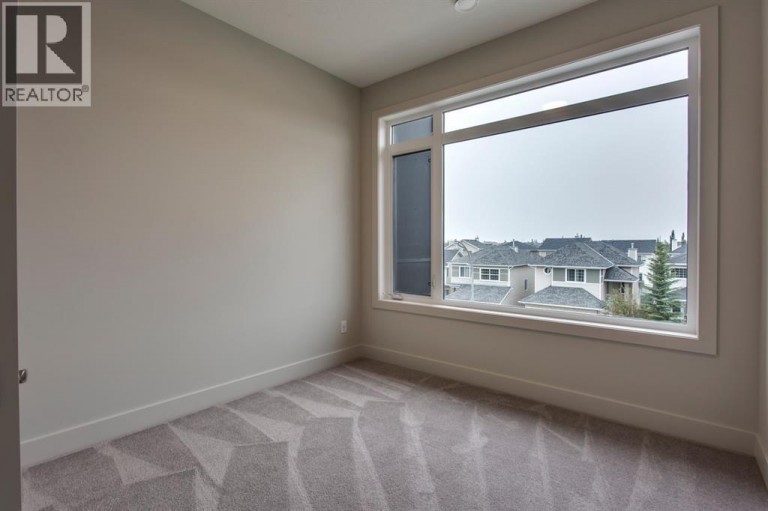 259 Royal Elm Road NW, Calgary, Alberta, T3G0G8