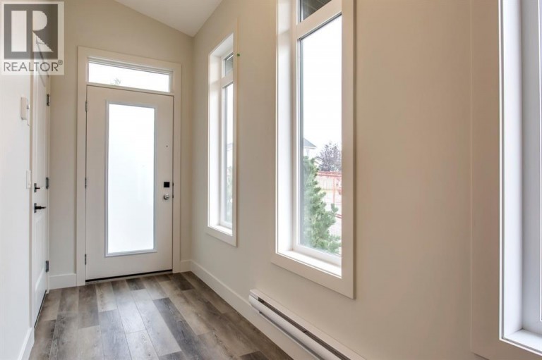 259 Royal Elm Road NW, Calgary, Alberta, T3G0G8