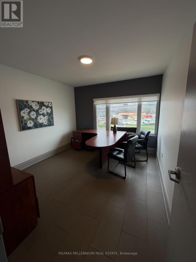 418 PLAINS ROAD E, Burlington (LaSalle), Ontario, L7T2C8
