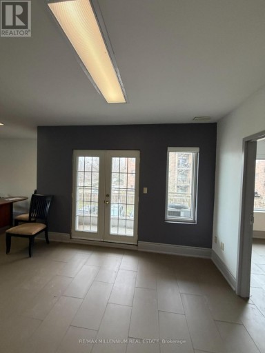 418 PLAINS ROAD E, Burlington (LaSalle), Ontario, L7T2C8