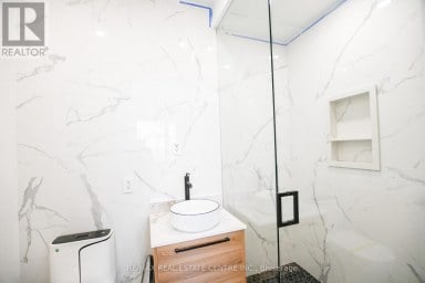 59 JONES AVENUE Toronto (South Riverdale) Ontario photo 30