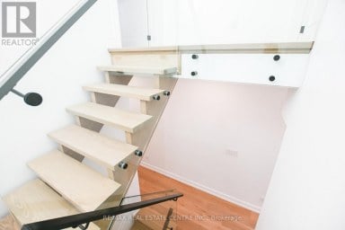 59 JONES AVENUE Toronto (South Riverdale) Ontario photo 7