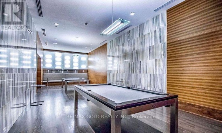 198 - 135 VILLAGE GREEN SQUARE, Toronto (Agincourt South-Malvern West), Ontario, M1S0G3