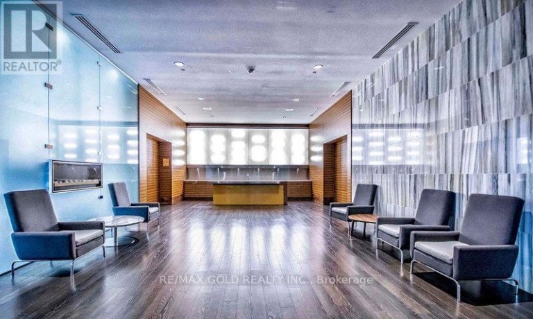 198 - 135 VILLAGE GREEN SQUARE, Toronto (Agincourt South-Malvern West), Ontario, M1S0G3